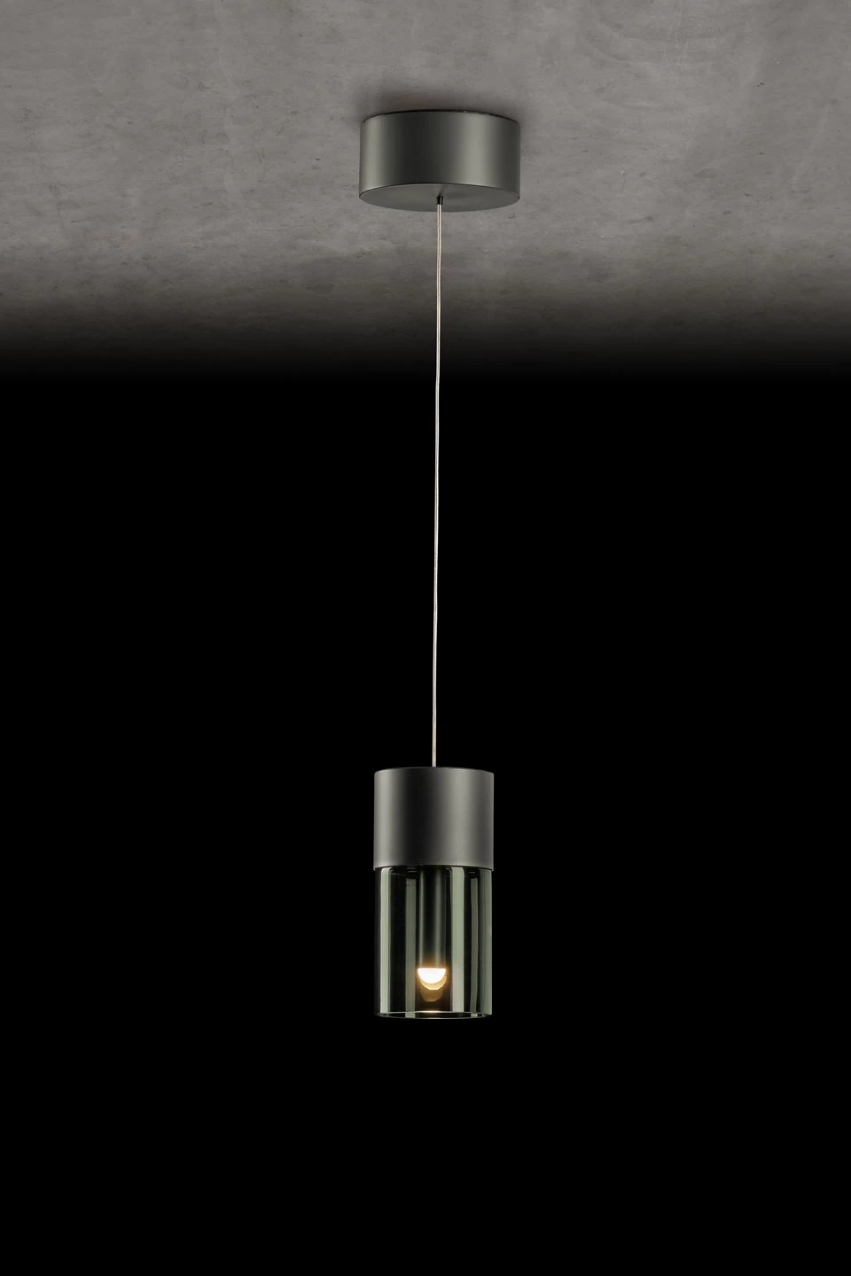 Aura Suspension Platine Et Verre Fumé 1 Aura Suspension Platine Et Verre Fumé