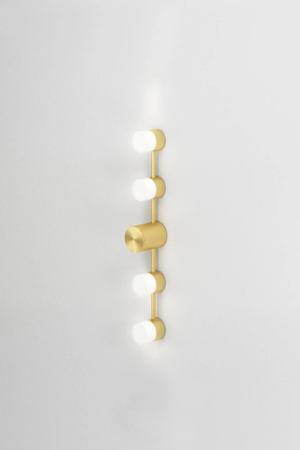 Backstage Applique De Salle De Bain 4 Lumières En Laiton Satiné 1 Backstage Applique De Salle De Bain 4 Lumières En Laiton Satiné