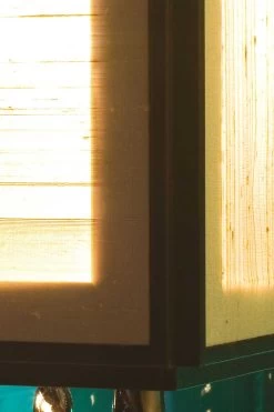 Lampadaire Cube En Bronze, Soie Indienne Et ébène De Macassar Pasha - Ivoire -Lumière D'intérieur lampe 13060112 3R