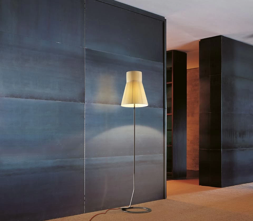 Lampadaire Droit Audrey Métal Vernis Noir Et Abat-jour Soie Plissée Ivoire 3 Lampadaire Droit Audrey Métal Vernis Noir Et Abat-jour Soie Plissée Ivoire – Image 3