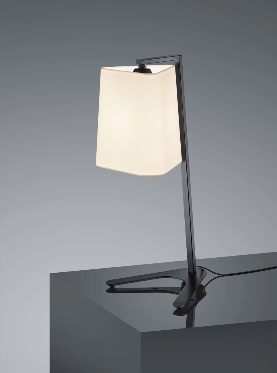 Lampe De Table Design Métal Noir