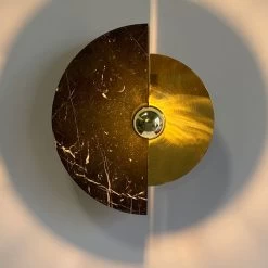 Levante Applique Ronde Réglable En Laiton Poli Et Marbre Noir 8 Levante Applique Ronde Réglable En Laiton Poli Et Marbre Noir -Lumière D'intérieur lampe marbre 22050006 3R