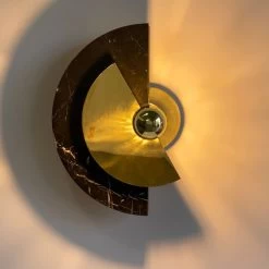 Levante Applique Ronde Réglable En Laiton Poli Et Marbre Noir 9 Levante Applique Ronde Réglable En Laiton Poli Et Marbre Noir -Lumière D'intérieur lampe marbre 22050006 4R