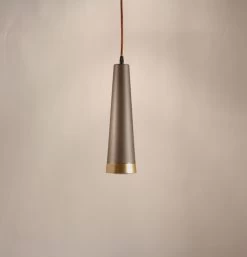 Loki Suspension Design Conique En Aluminium Marron Glacé