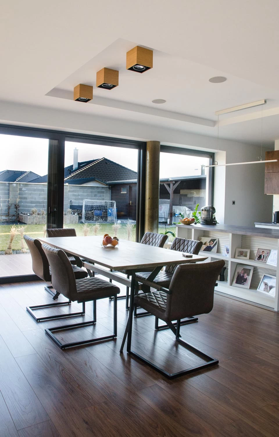 Mini Spot 1 Lumière Cube En Chêne 11x11cm 2 Mini Spot 1 Lumière Cube En Chêne 11x11cm – Image 2