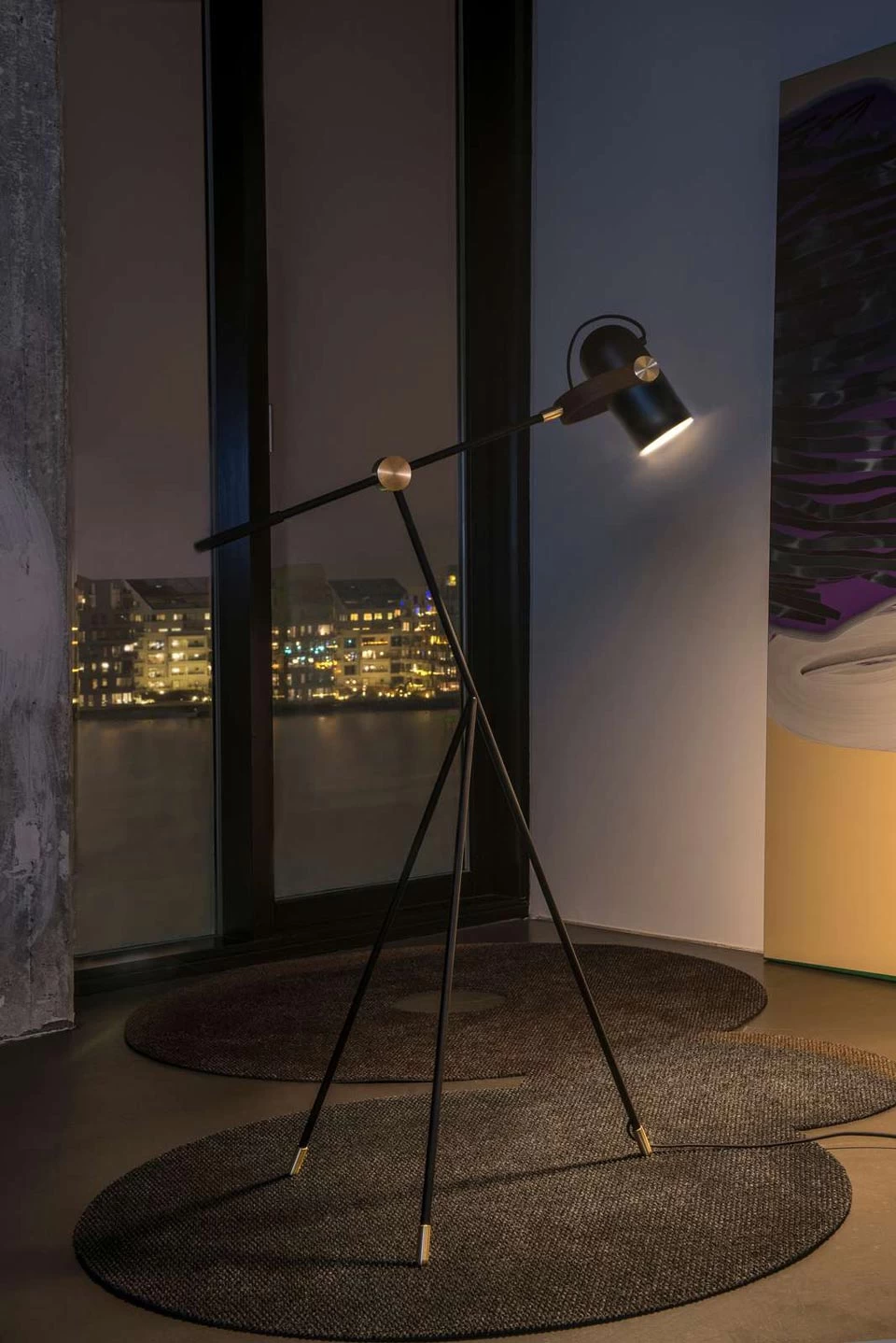 Le Klint Carronade Liseuse Articulé 133cm Design Nordique 3 Le Klint Carronade Liseuse Articulé 133cm Design Nordique – Image 3