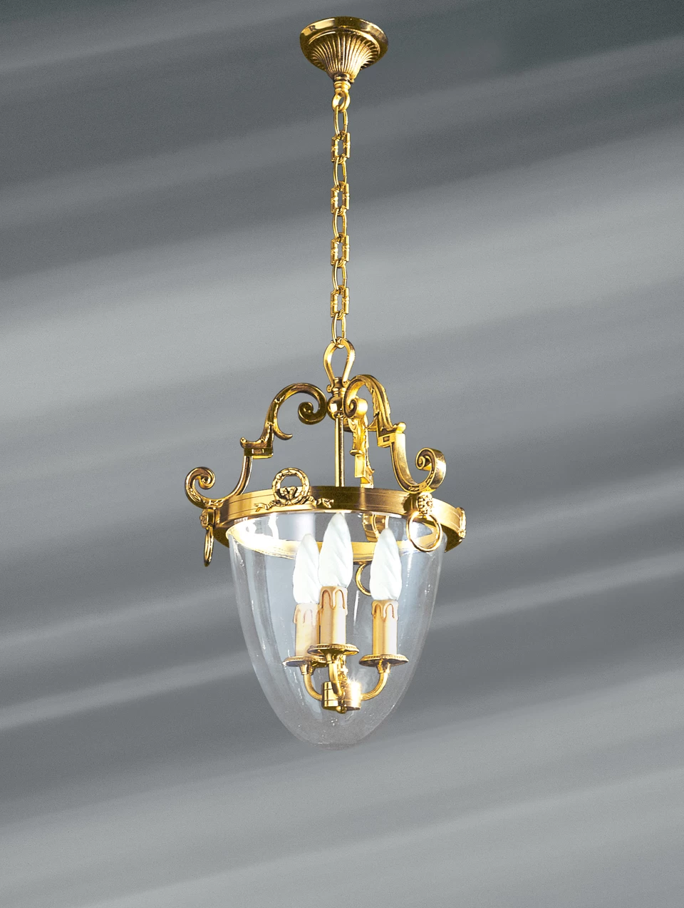 Suspension Ovoïdale En Bronze Et Verre Trois Lumières 1 Suspension Ovoïdale En Bronze Et Verre Trois Lumières