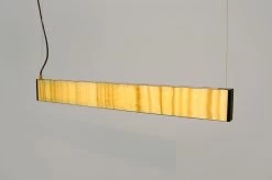 TECH Suspension Longue En Onyx Jaune Et Métal Doré